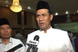 Mentan minta Bulog menyerap cabai petani yang anjlok sampai Rp5.000/kg