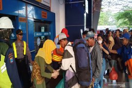 Ribuan pemudik berangkat dari terminal KM-6 Banjarmasin