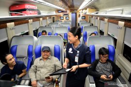 Kereta mewah Luxury 2 yang mahal tapi laris manis