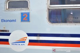 Arus mudik awal Stasiun Kereta Api Kertapati Page 5 Small