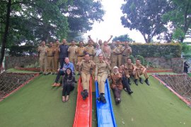 Mewujudkan dukungan masyarakat melalui kerja sama