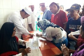 Baznas Pematangsiantar serahkan zakat kepada 875 penerima