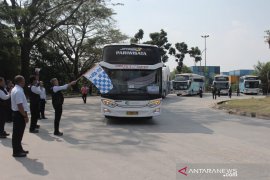 Gelar mudik gratis, manajemen Indocement ingatkan sopir taat aturan
