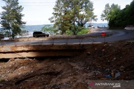 Sumut dirikan posko antisipasi longsor di jalur mudik Jalinsum
