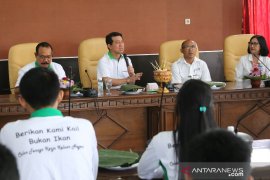 Pemkab Klungkung motivasi calon tenaga kerja luar negeri
