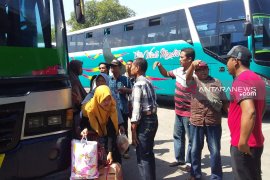 "H-6" Lebaran 2019, pemudik di Terminal Tawangalun Jember mulai meningkat