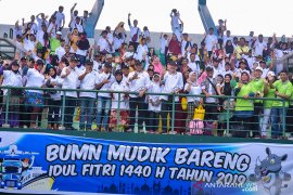 PTPN V berangkatkan 1.080 warga mudik gratis. Begini penjelasan rute mudiknya