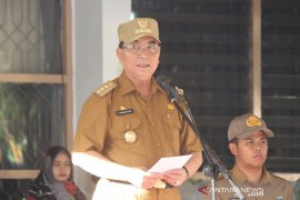 Lebaran hari pertama camat di HSS "standby" di wilayah masing-masing