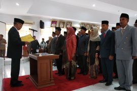 Untuk penyegaran, Pemkab Tanah Datar rotasi 31 jabatan eselon III