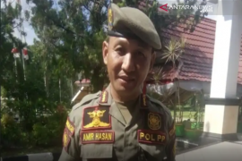 Satpol PP Kendari imbau pedagang takjil dan pakaian tertib saat berdagang