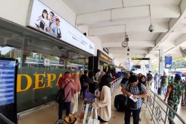H-3 Lebaran, volume penumpang di Bandara Halim meningkat signifikan