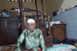 Jamaah Tarekat Naqsabandiyah Padang takbiran Idul Fitri