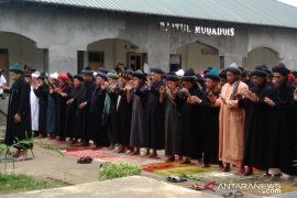 Jamaah An-Nadzir shalat Idul Fitri hari ini