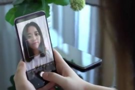Xiaomi balas Oppo soal teknologi kamera depan tersembunyi