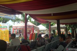 Aneka posko ramaikan ruang tunggu Terminal Kalideres