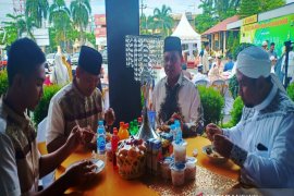 Usai Sholat Ied, Kapolresta halal bihalal bersama masyarakat