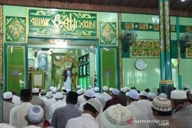 Khatib: Menurutkan hawan nafsu merusak tatanan hidup