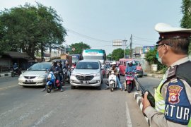 Dampak pemadaman listrik, sejumlah traffic light di Kota Tangerang belum aktif