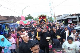 Banyuwangi tawarkan atraksi tradisi "Barong Ider Bumi" saat libur lebaran