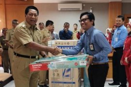 Karyawan Bank Magelang dapat hadiah, masuk kantor paling awal usai Lebaran