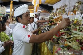 Pemkab Jembrana dukung ngaben massal desa adat