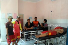 Relawan Balawisata terjebak di karang pantai Sukabumi saat selamatkan wisatawan