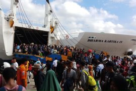 Pelabuhan Trisakti alami puncak arus balik