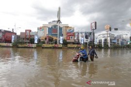 KOTA SAMARINDA TERENDAM BANJIR Page 1 Small