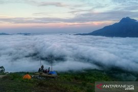 Pesona Bukit Sepancong Bengkayang tarik wisatawan