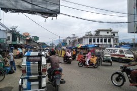 Jelang sidang MK, pedagang dan tukang becak di Madina tolak aksi berpotensi rusuh