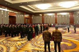 180 komisioner KPU kabupaten/kota dilantik