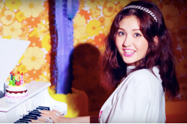 Solo karir Jeon Somi lewat 'Birthday'