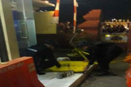 Lima benda diduga bahan peledak ditemukan di pembuangan sampah Cirebon