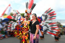 Wisatawan asing turut saksikan Karnaval Budaya Kalteng