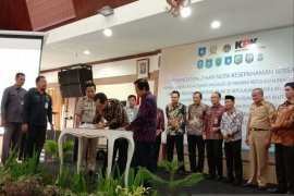 Kepala Daerah se-Babel tandatangani MoU penerimaan pajak dan pertanahan