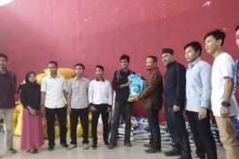 Civitas Akademika USN bantu korban banjir