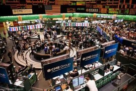 Harga emas tergelincir, data penjualan ritel AS yang positif perkuat dolar