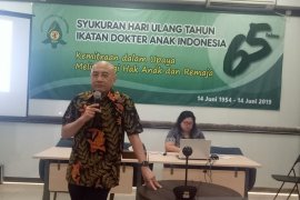 Ikatan Dokter Anak sarankan jangan bawa anak ke keramaian agar terhindar COVID-19