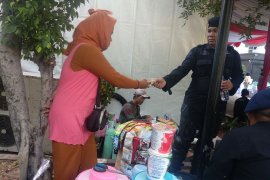 Pedagang kopi keliling pun kecipratan berkah di persidangan MK