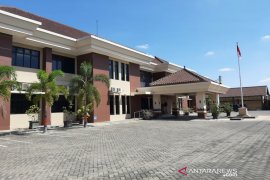Kejari Gunung Kidul mengeksekusi empat mantan anggota DPRD