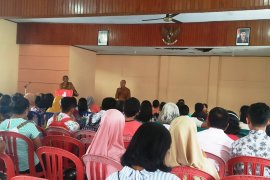 Disnakertrans Maluku mengingatkan peserta serius ikuti magang kerja