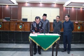 Bupati hadiri paripurna Lpj APBD 2018
