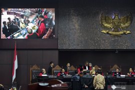 Pengamat: Jokowi dan Prabowo tidak perlu bertemu sebelum putusan sidang