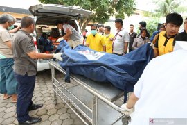 Dua jenazah korban kebakaran pabrik mancis teridentifikasi melalui sidik jari