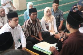 Polisi Kediri fasilitasi tahanan kasus narkoba menikah