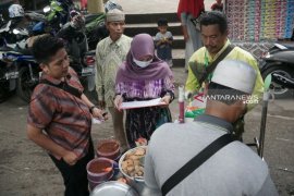 BPOM sisir pasar tradisional uji aneka pangan