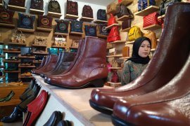 Kerajinan kulit Minang Kayo Padang Panjang, "go internasional" dengan potensi lokal