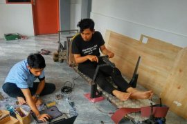 Mahasiswa Unand ciptakan prototipe penghalang kendaraan kelebihan muatan beroperasi