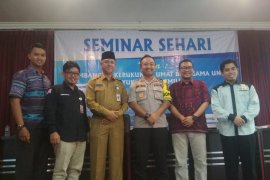 Menyoal kata "hoangkia" dan "tenang"