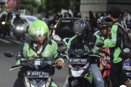 Pengemudi ojek daring keluhkan sulit tarik dana yang menjadi  haknya